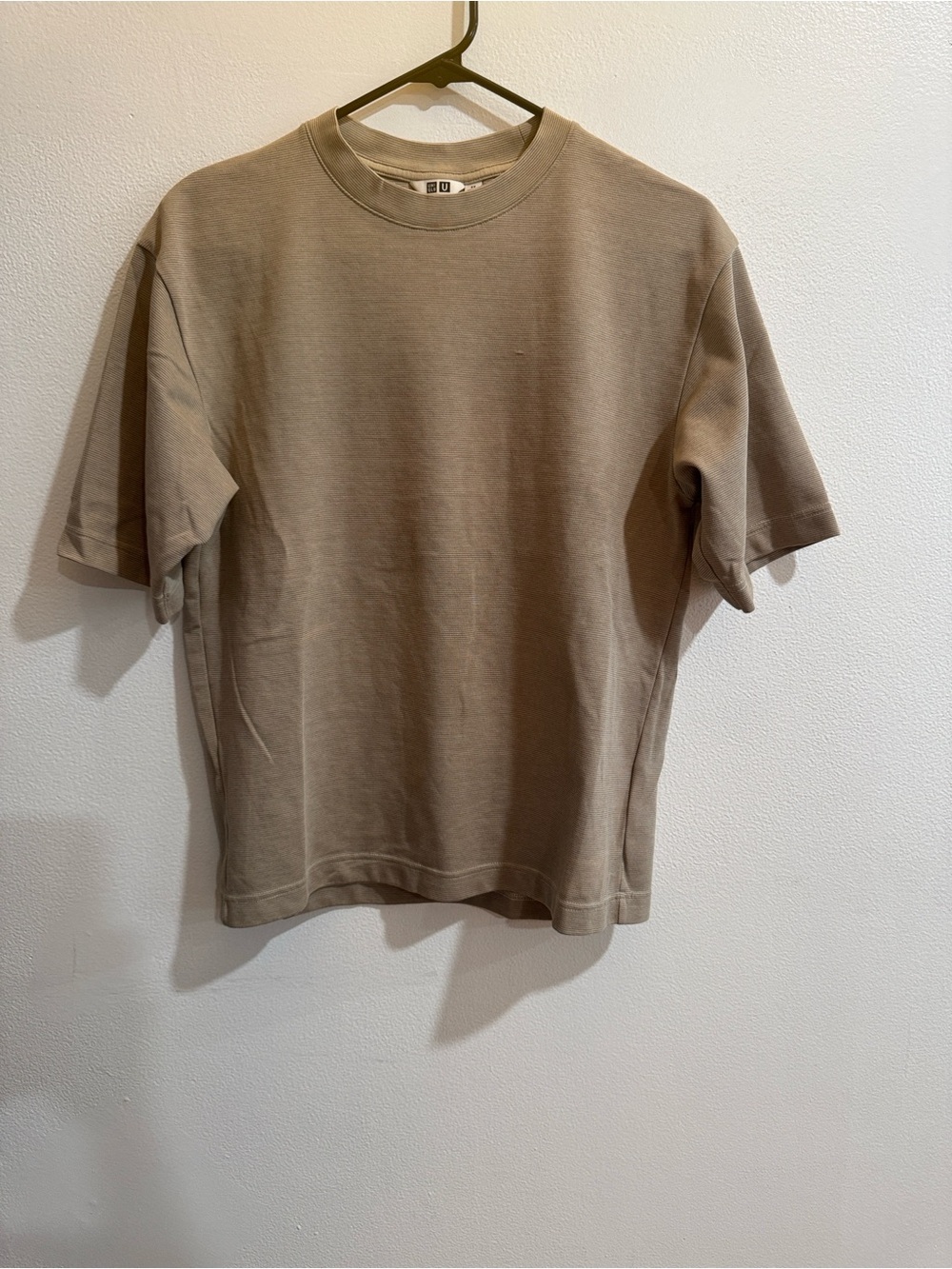 Uniqlo Short-Sleeve Oversized Crewneck Tee size XS